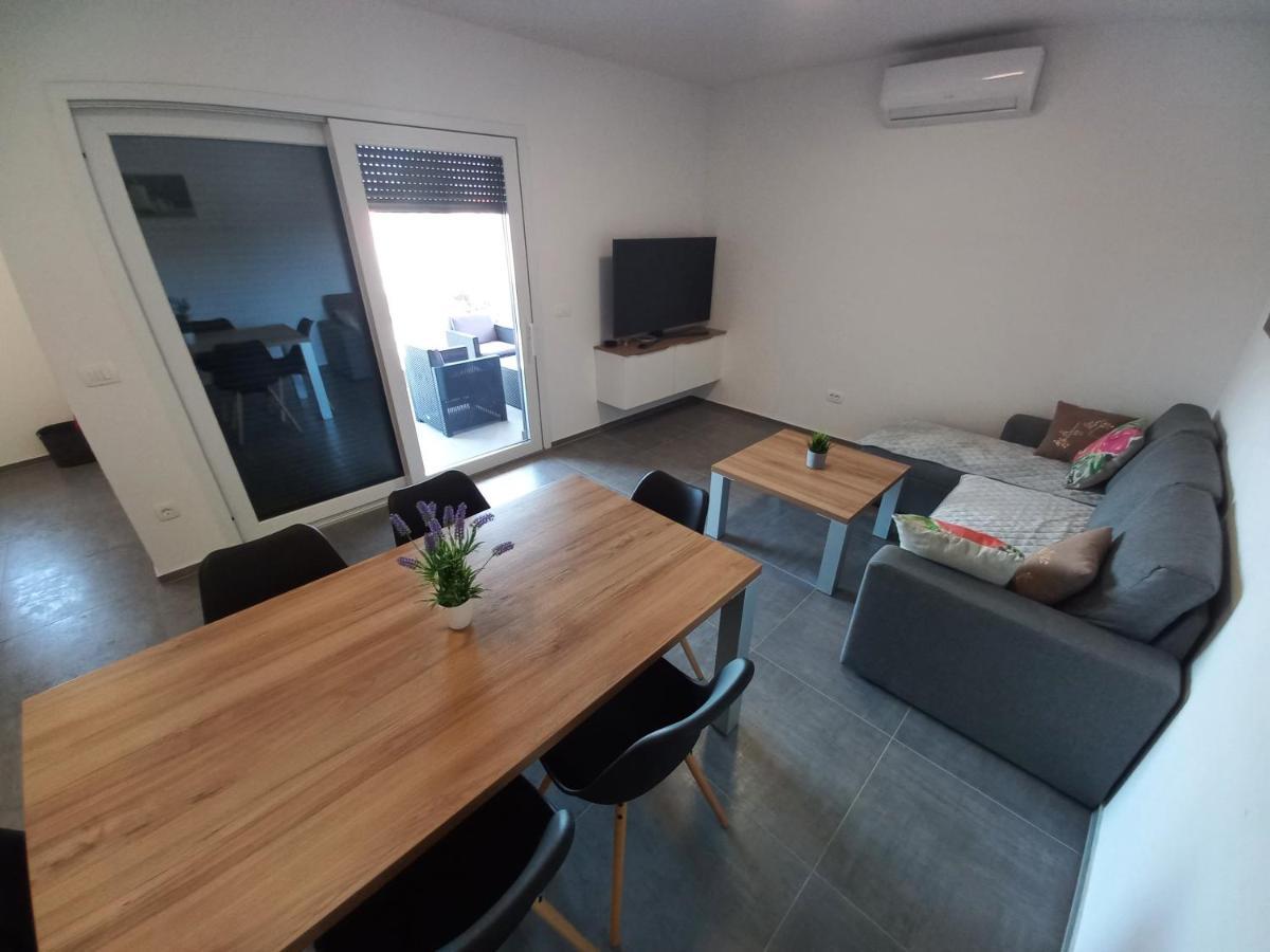 Apartment Martina فير المظهر الخارجي الصورة